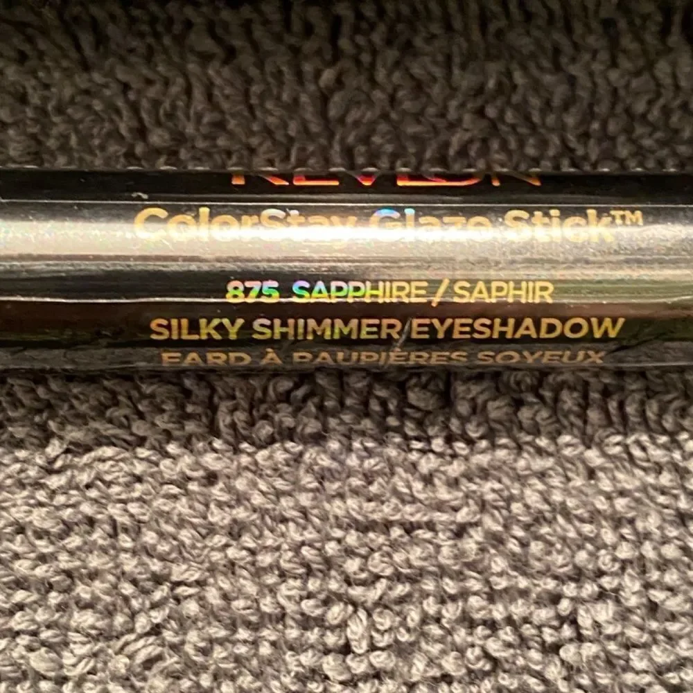 1047 Revlon Colorstay Glaze Stick Silky Shimmer EyeShadow #875 Sapphire